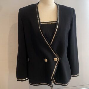 St. John Evening Black Garment